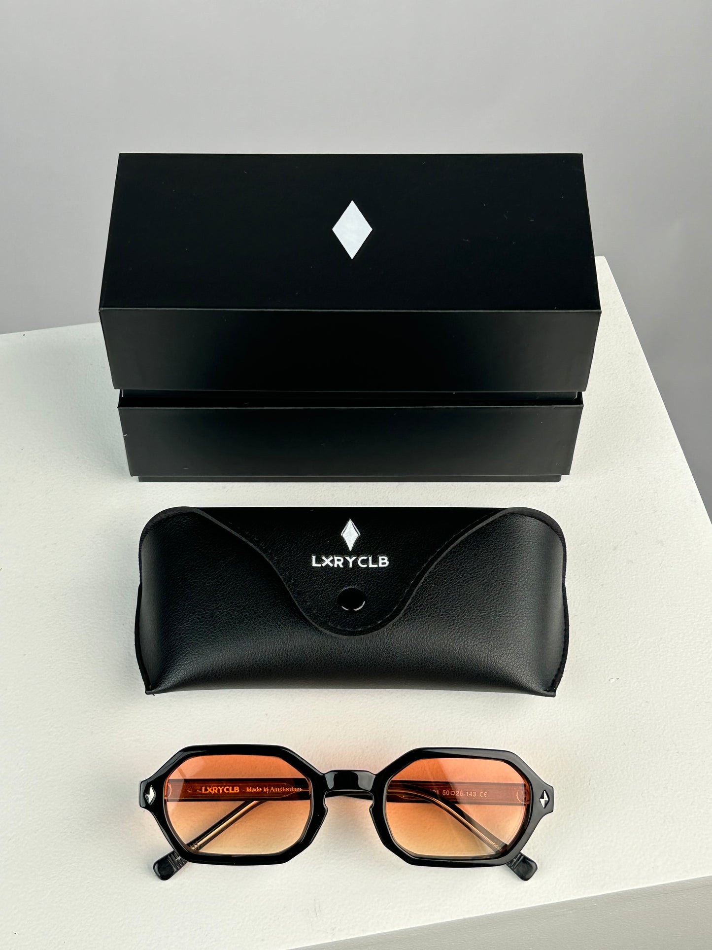 LXRYCLB® Solis – Luxe Oranje Zonnebril | Unisex | Limited Edition